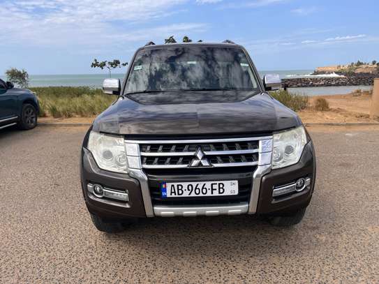 Mitsubishi Pajero 2017 image 2