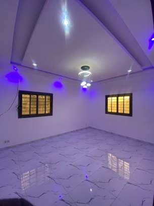 Studio à louer Zac Mbao image 5