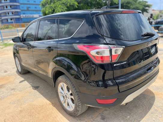 Ford Escape 2017 image 2