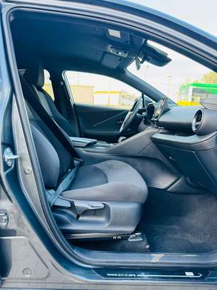 Toyota C-hr 2024 image 10