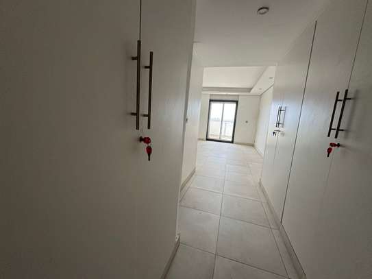 Plateau appartement 4 chambres à louer vue sur mer image 8