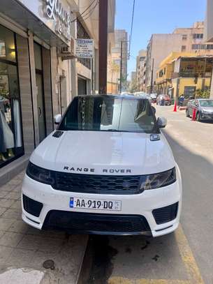 Range Rover image 1