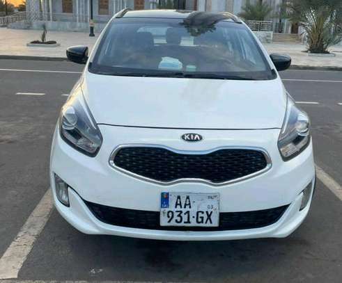 KiA rondo 2015 Automatic Essence image 4