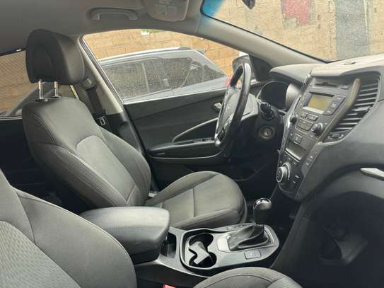 Hyundai Santafe 2016 image 2