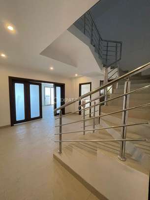 Magnifique duplex à louer aux Almadies avec vue sur mer image 8
