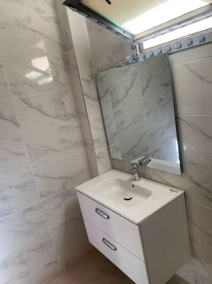 Très appartements F4 à louer aux Mamelles image 7