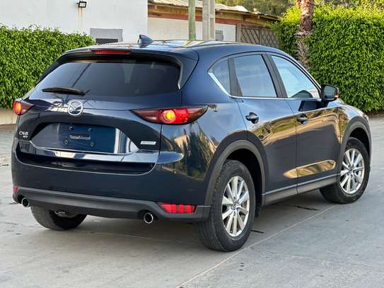 MAZDA CX-5 année 2017 venant image 4
