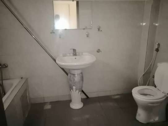 Appartement F3 à louer au 2e étage à L6 extension image 12