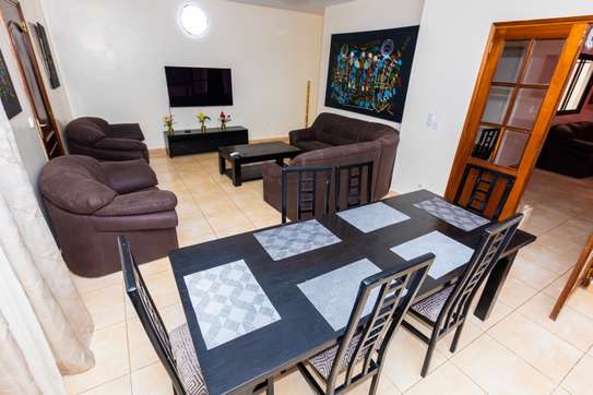 Appartement 3 Chambres Entièrement Équipé image 2