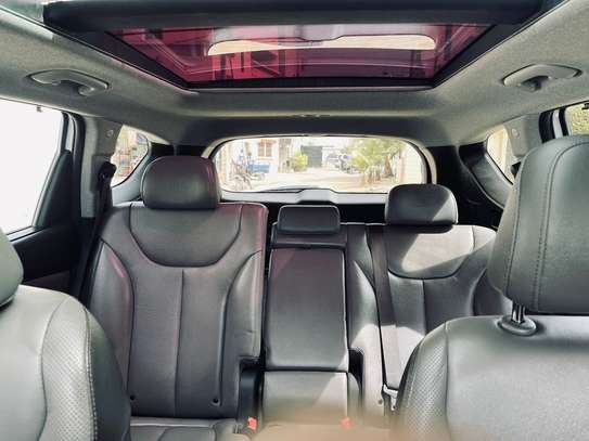 Hyundai Santa fe ultimate 2019 image 10