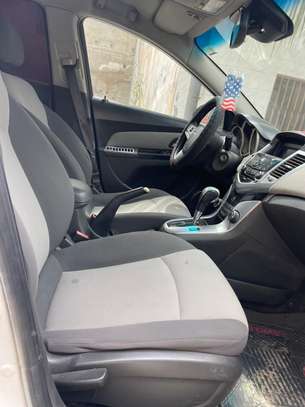 Chevrolet Cruze LT 2011 image 4