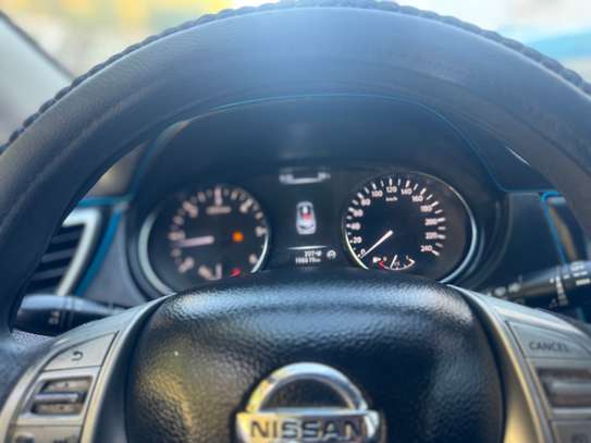 NISSAN QASHQAI 2015 image 11