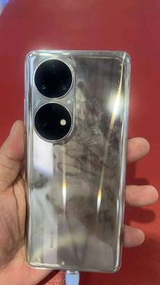 Huawei P50 Pro Argenté smartphone puissant design image 4
