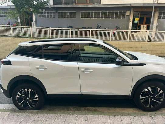 PEUGEOT 2008 2023 image 3