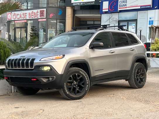 Jeep Cherokee Trail hawk image 3