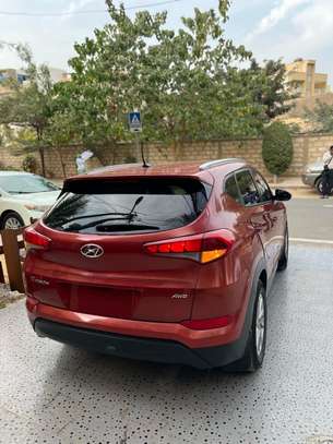 Hyundai tucson image 5