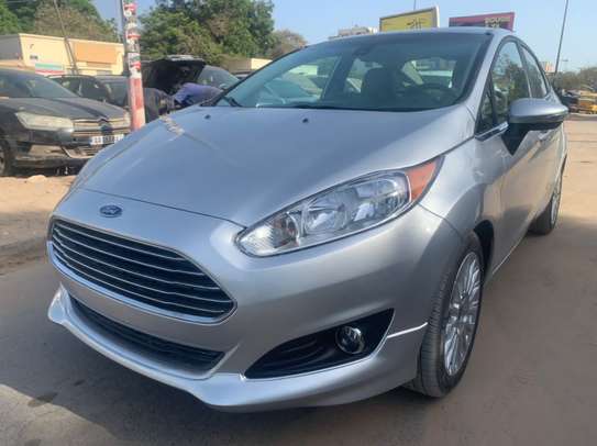 Ford fiesta 2015 image 3
