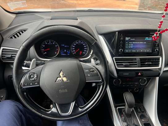 Mitsubishi eclipse cross image 5