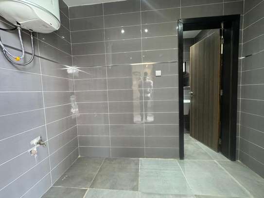 Appartement à coté de l'école américaine Fenêtre Mermoz image 3