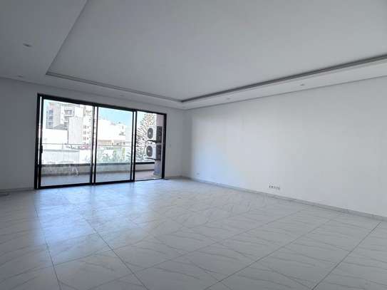 Appartement f4 neuf à louer à Ngor image 1