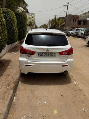 mitsubishi RVR image 1