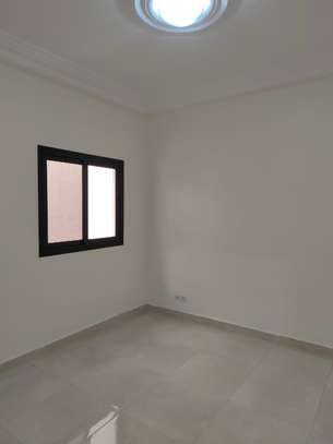 Joli Appartement  cité batrain proche de KFC MERMOZ image 7