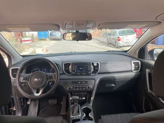 KIA SPORTAGE LX 2019 image 5