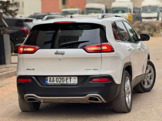 JEEP CHEROKEE image 5