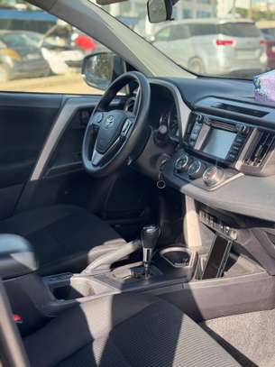 TOYOTA RAV4 2016 image 8