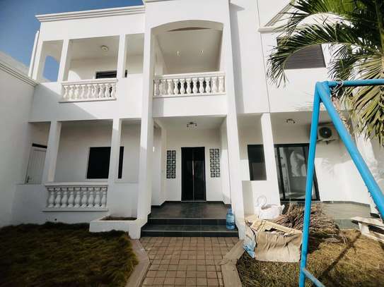 Résidence Privée & Luxueuse aux Almadies image 1