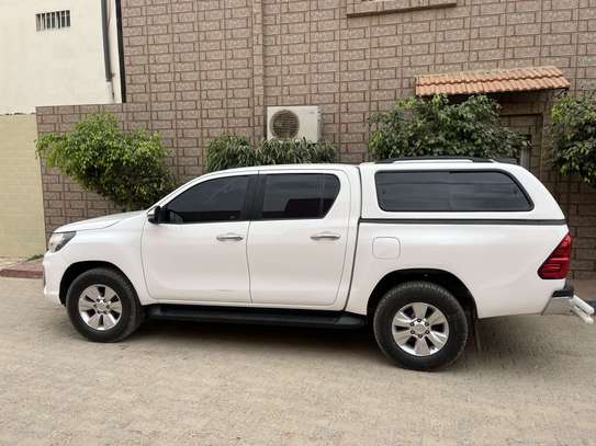 Toyota hilux 2019 image 6
