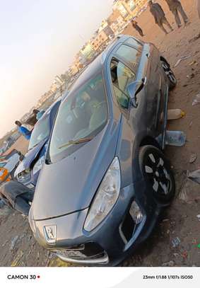 PEUGEOT 308 2013 image 3