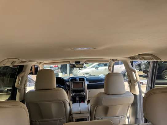 Lexus Gx-460 4.6l Année 2020 7 Places image 5