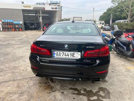 BMW 540i XDRIVE full options image 1