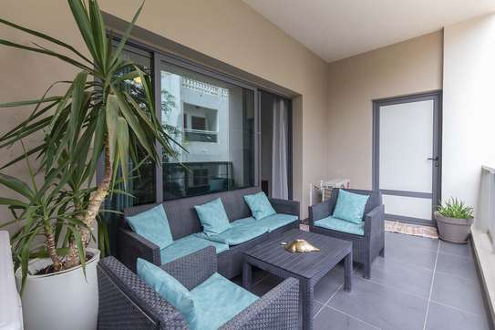 Appartement F3 meublé à louer aux Almadies image 3