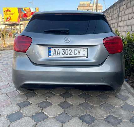 Mercedes Benz 200C image 2