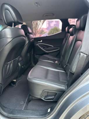 Hyundai Santafe 2017 image 10