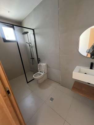Appartement F4 neuf à louer au Point E image 8