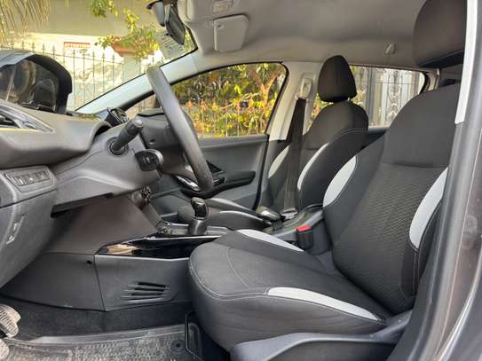 Peugeot 2008 2016 image 7