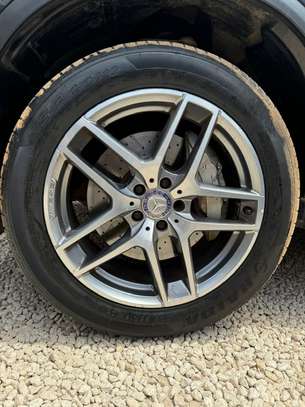 Mercedes-Benz GLC300 image 14