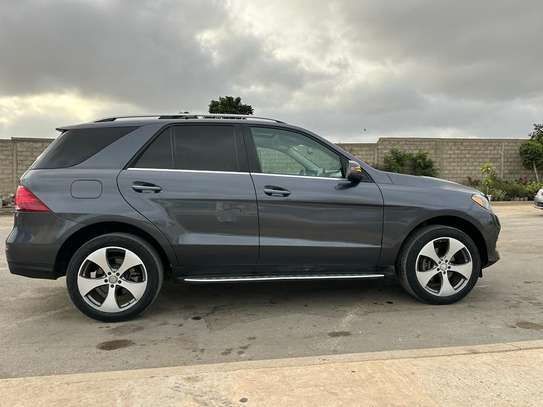 MERCEDES GLE  2016 image 3