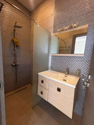 APPARTEMENT LUXUEUR image 9