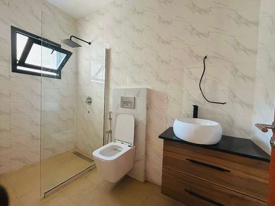 Appartement de type F4 à louer Ngor Virage image 3