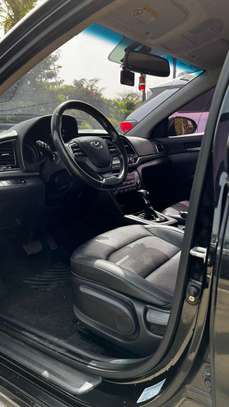 LOCATION DE VOITURE HYUNDAI image 5