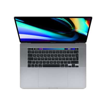 MacBook Pro 15.4'' 2018 Touch Bar image 1