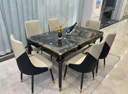 Promo table à manger marbre🥳 image 2