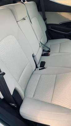 Hyundai Santafe image 4