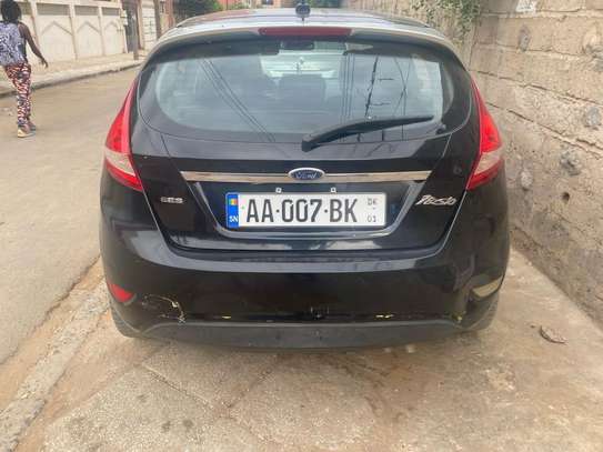 FORD FIESTA image 2