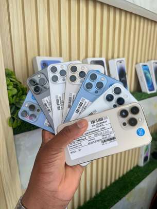 iPhone 13 Pro Neuf Bleu Argent Or Graphite image 1