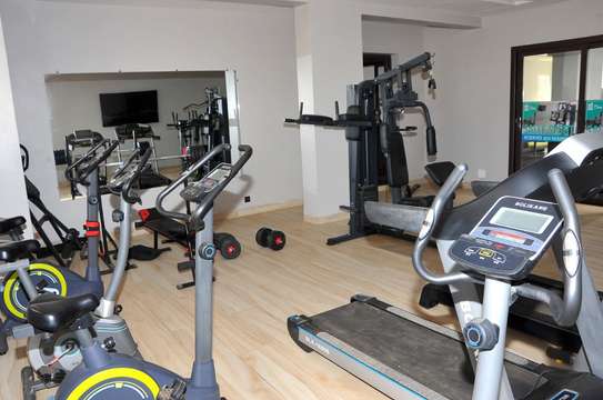 Appartement F5 meublé haut de gamme meublé à louer à Yoff image 15
